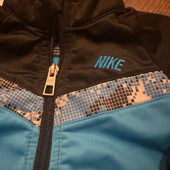 12 Month Nike Outfit - Picture 2 of 5